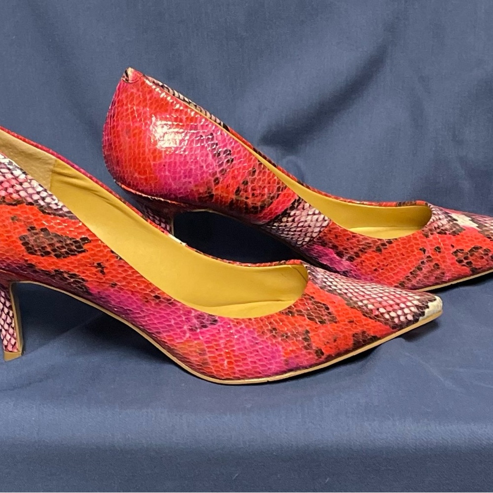 Nine West pumps, snake skin like, pink multi, 7 1/2 medium.
